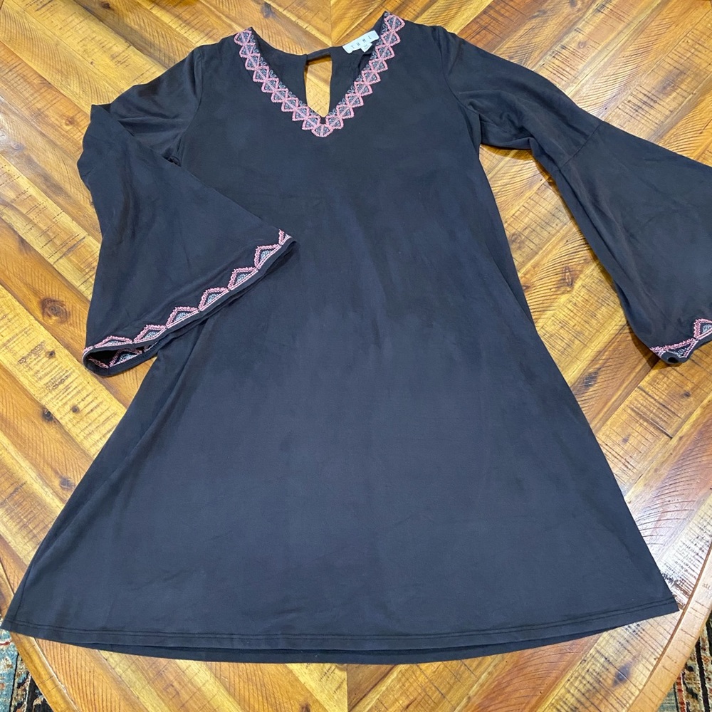 Anthropologie THML Gray Dress with Pink Embroidery